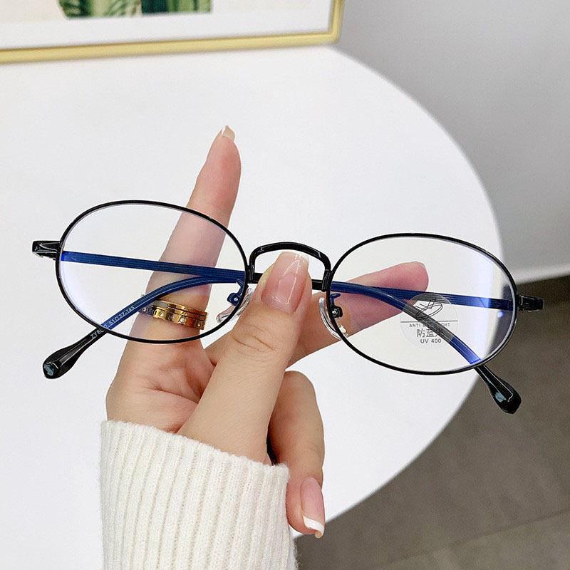 Sven Retro Gold Rim Small Frame Glasses for Women - Ultra-Light, Anti-Blue Light, Myopia-Friendly, Celebrity Style