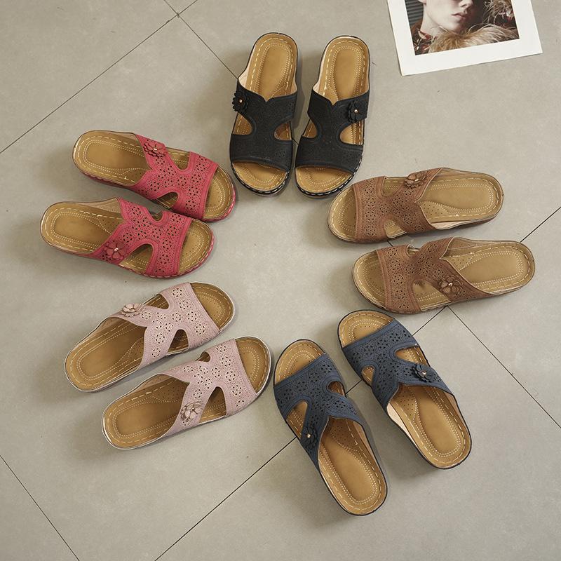 2025 Summer New Wedge Heel Women's Cool Slippers 2025 European and American Thick-bottomed Wedge Heel Flower One-word Slippers
