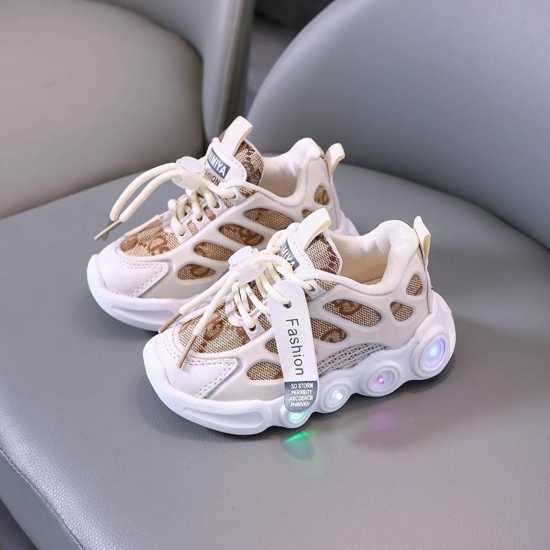 Fashion LED Light Shoes Children Mesh Breathable Casual Sneakers for Boys Girls Comfortable Kids Anti-Slip Luminous Shoes