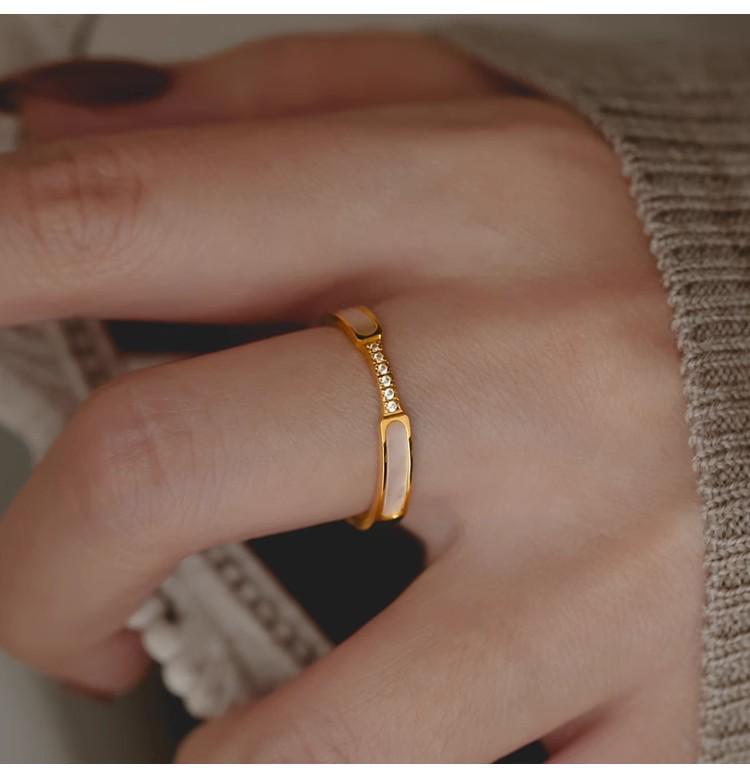 New Korean Japanese Fashion Rhinestone Shell 18K Gold-Plated Titanium Steel Ring