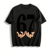 Lustige Hände halten die Zahl 67 Grafik Lässiges Kurzarmoberteil Reines Baumwoll-T-Shirt
