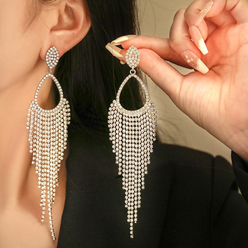 Elegant Tassel Long Earrings: European & American Fashion, High-End Prom & Evening Goddess Style.