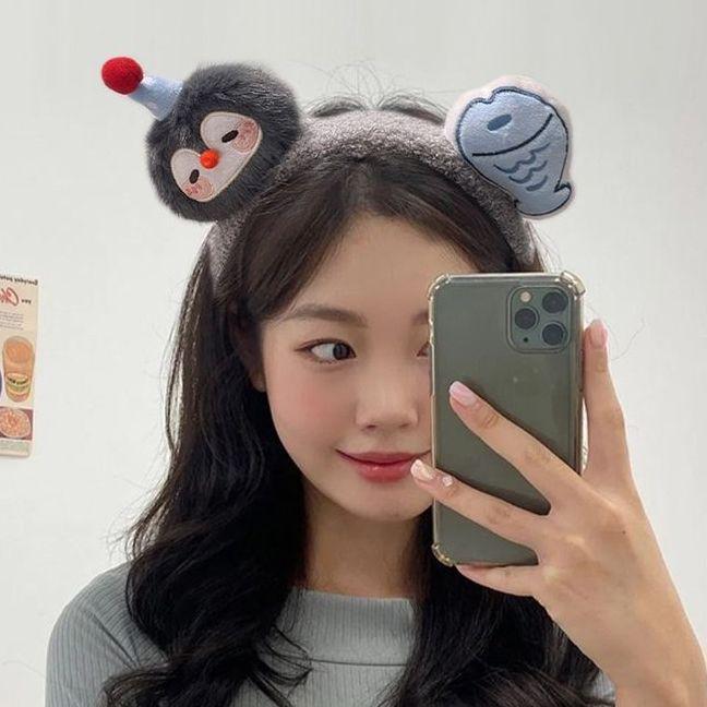 Creative Penguin Fish Plush Headband: Cute & Adorable Cartoon Hair Accessory for Girls – Perfect for Photos, Face Wash, or Fun!