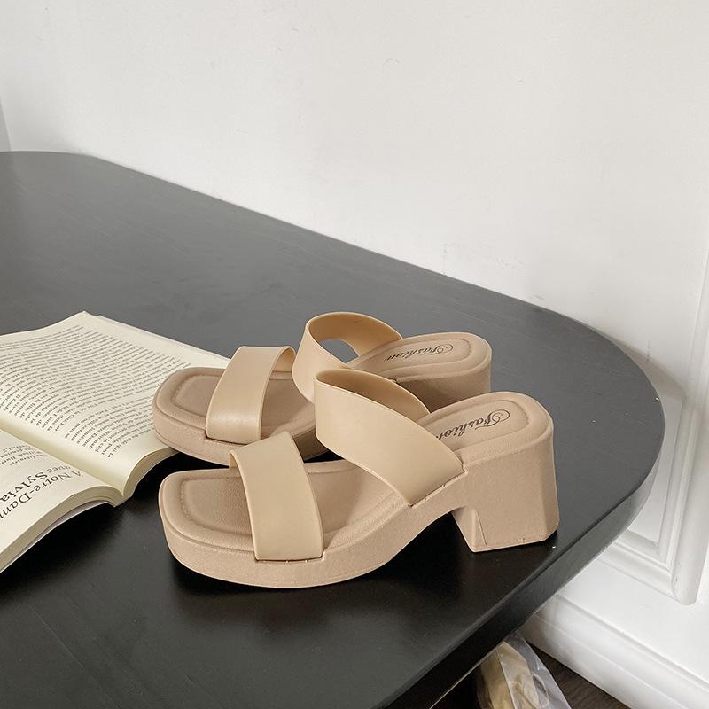 2024 Women's Thick-Soled Cross-Border Beach Sandals: Casual Summer Outdoor Flip-Flops