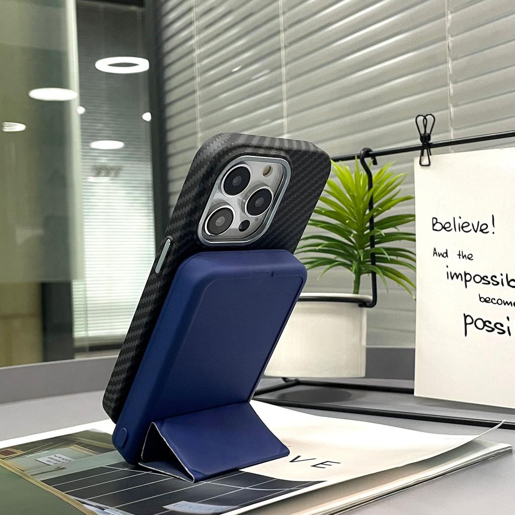 For IPhone16 Carbon Fiber Magnetic Phone Case for Apple 15pro Hardware Button Mobile Phone Protective Cover Anti-fingerprint