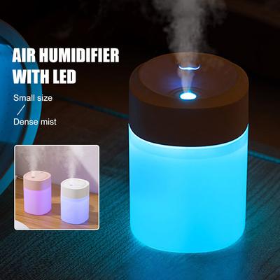 200ml Portable Mini Humidifier USB Powered With LED Light Car Home Humidifier Aroma Essential Oil Diffuser Interior Accessories