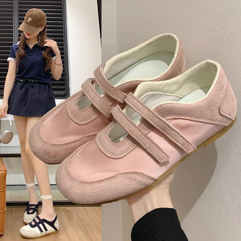 Fashion Women's Lightweight and comfortable high-quality Casual Sports Shoes New Style Autumn Popular Slimming Versatile Comfortabl
