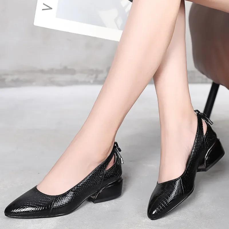 

Fashion 2024 New Women Pumps Pointed Toe Shoe Thick Heel Spring Autumn Fashion Office Lady Heeled Shoe Serpentine Genuine Leather 35 чорний