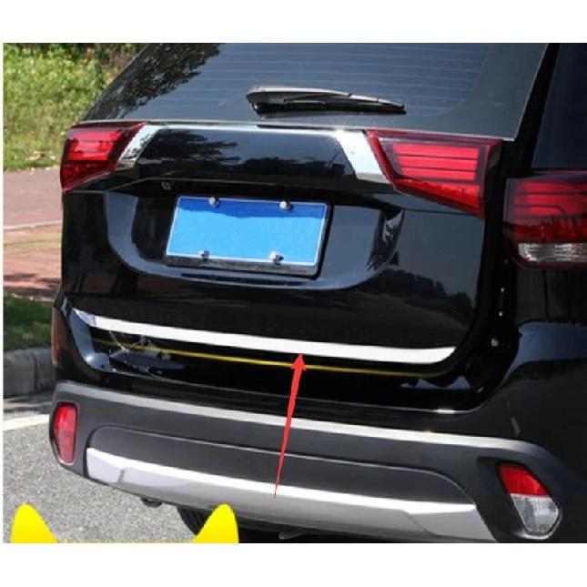 For Mitsubishi Outlander 2013- -2024 Stainless Steel Rear Door Trunk Lid Tailgate Strips Trims Car Styling Accessories
