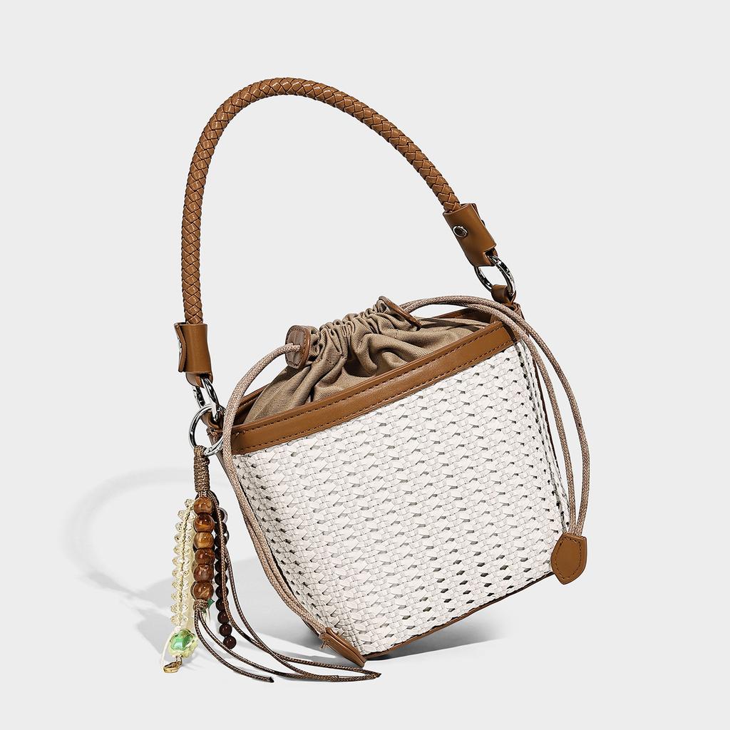 Niche woven women's bags, denim vegetable baskets, handbags 2026 fashion new shoulder bags, trendy messenger women's bags