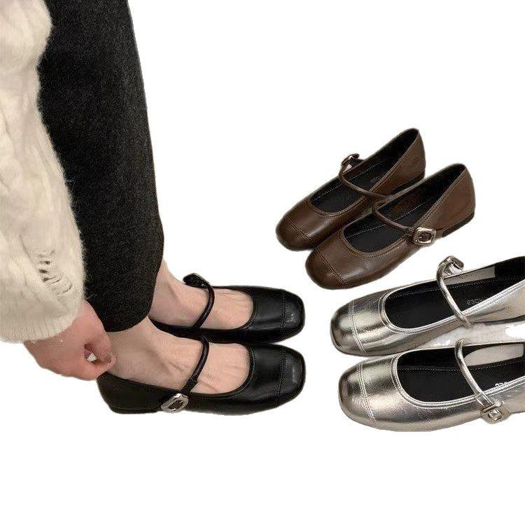 Retro Mary Jane shoes women's 2025 spring and autumn new one-word with light mouth round head single shoes flat bottom with skirt small leather shoes