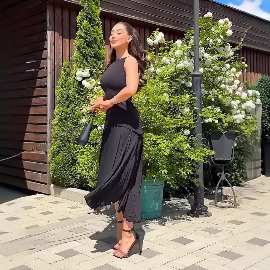 2025 Summer European and American Women's Sleeveless Pleated Dress – Solid Color, Waist-Cinching