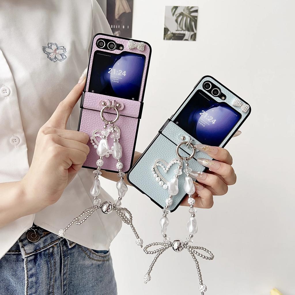 Bow Bead Wrist Strap Phone Case for Samsung Galaxy Z Flip 6 5 4 3 Flip5 Flip4 Flip3 5G Hard Leather Shockproof Protective Cover