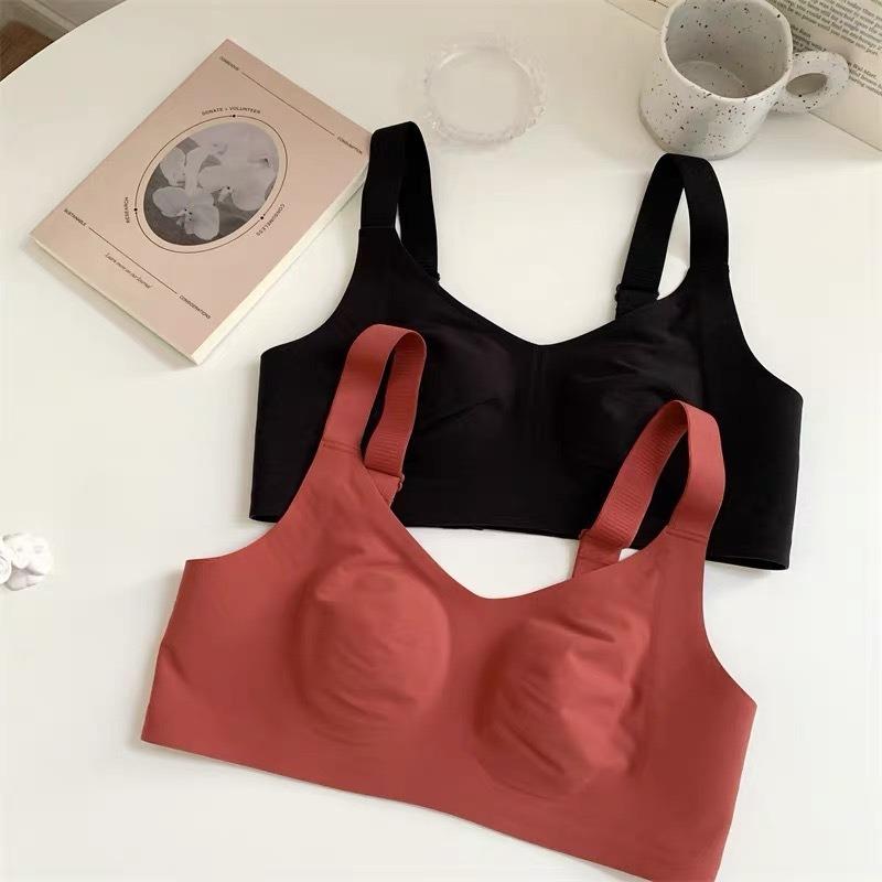 Seamless Wireless Summer Bra with Bunny Ear Cups for Small Busts – Minimizes Cup Gaps and Side-Boob