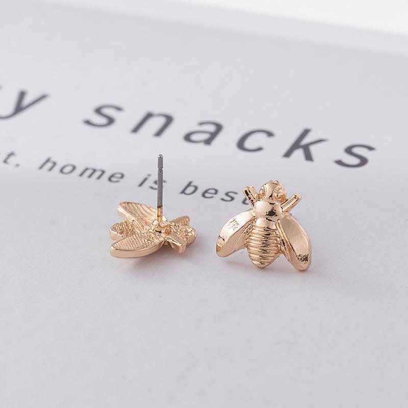 European and American Women's Creative Bee Earrings