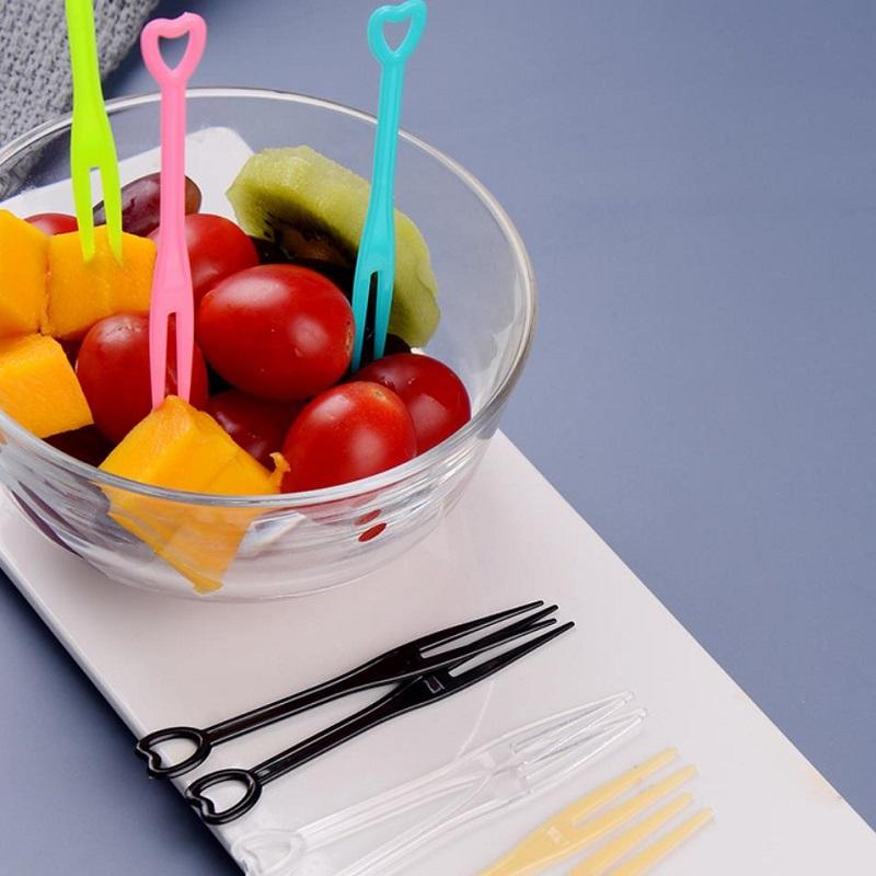 200pcs Fruit Fork Mini Snack Cake Dessert Home Dining Plastic Food Fruit Pick Toothpick Bento Lunches Party Decor