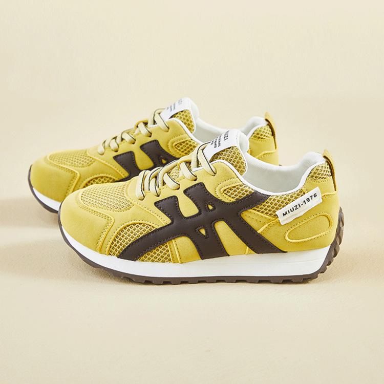 

New spring and summer breathable thin bottom color matching sports and leisure heightening round head 40 жовтий