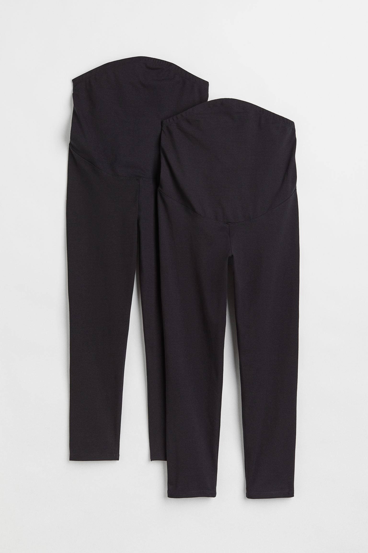 

MAMA — пара укороченных леггинсов из двух частей