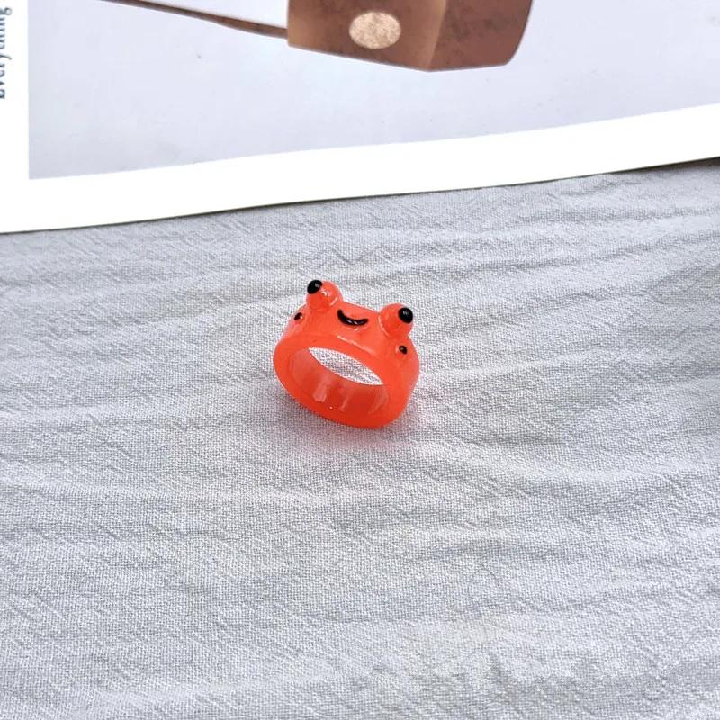 2026 Glow In The Dark Cute Frog Rings Lover Resin Acrylic Ring for Women Girls Couple Luminous Ring Summer Animal Jewelry Gift