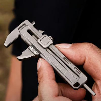 Hassas Ölçümlerle Mini Kumpas Cetvel Metal EDC Anahtar Ağzı Şişe Açacağı Dış Mekan Anahtarlık Aracı