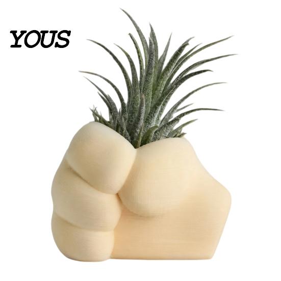 Holding Grass Hand Statue 3D Printed Decoration, Fist-Shaped Planter Pot Ornament Decoration for Home Office Desk Decor, Humorous Gift Sculpture