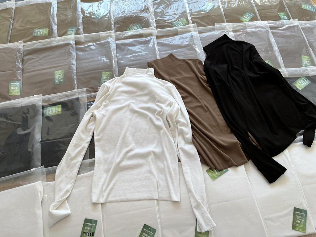 Women's Cashmere Semi-High Neck Long-Sleeve Slimming Top - Autumn/Winter Versatile Solid Color Innerwear