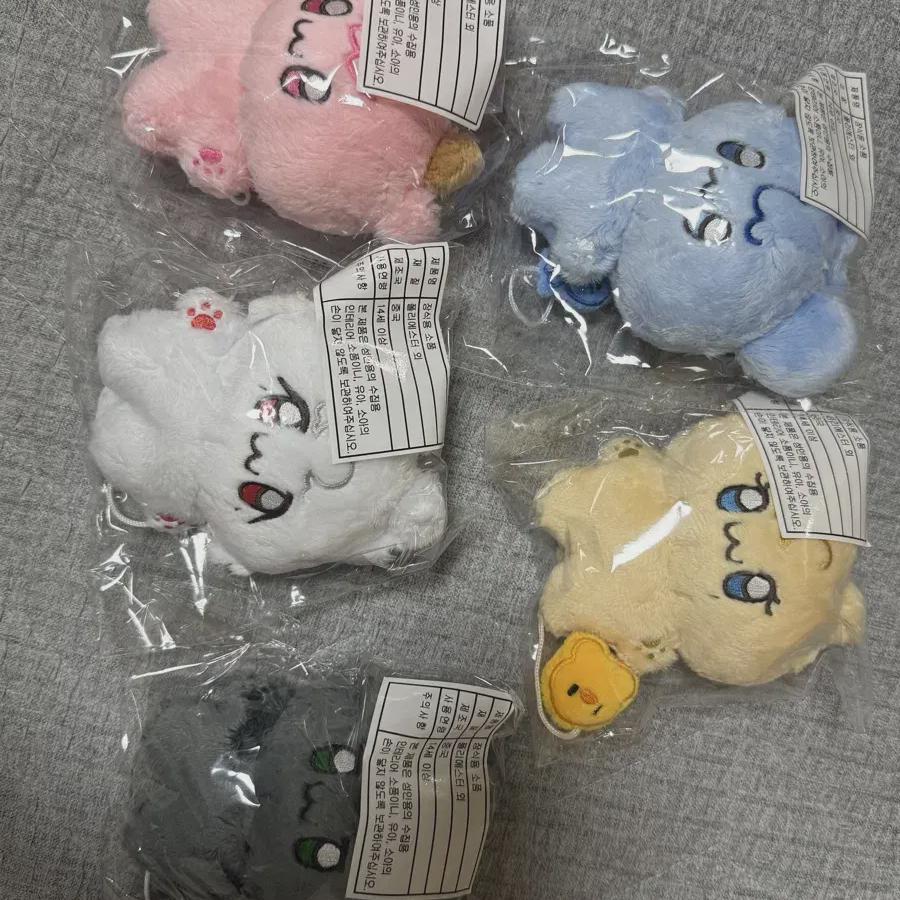 

Plave Unofficial Doll Poop Eve 10cm