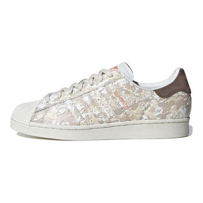 Superstar Camo - Crystal White Tenisi Barbati Crem Wonder-Bej Earth-Strata IG3082