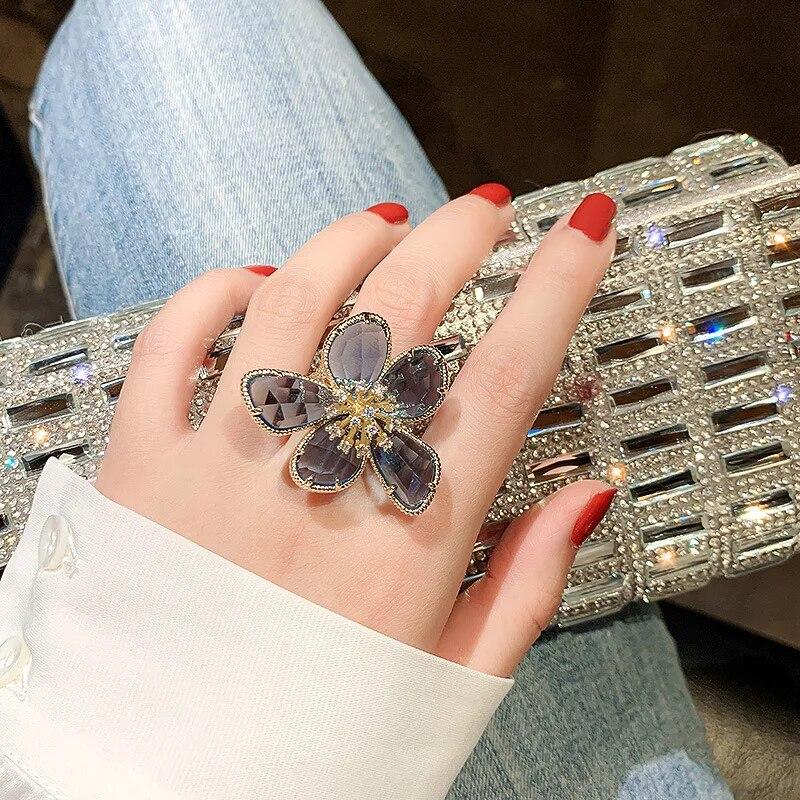 Trendy Gold Color Blue Gray White Red Big Flower Crystal Open Rings Engagement Wedding Party Jewelry for Women Gift