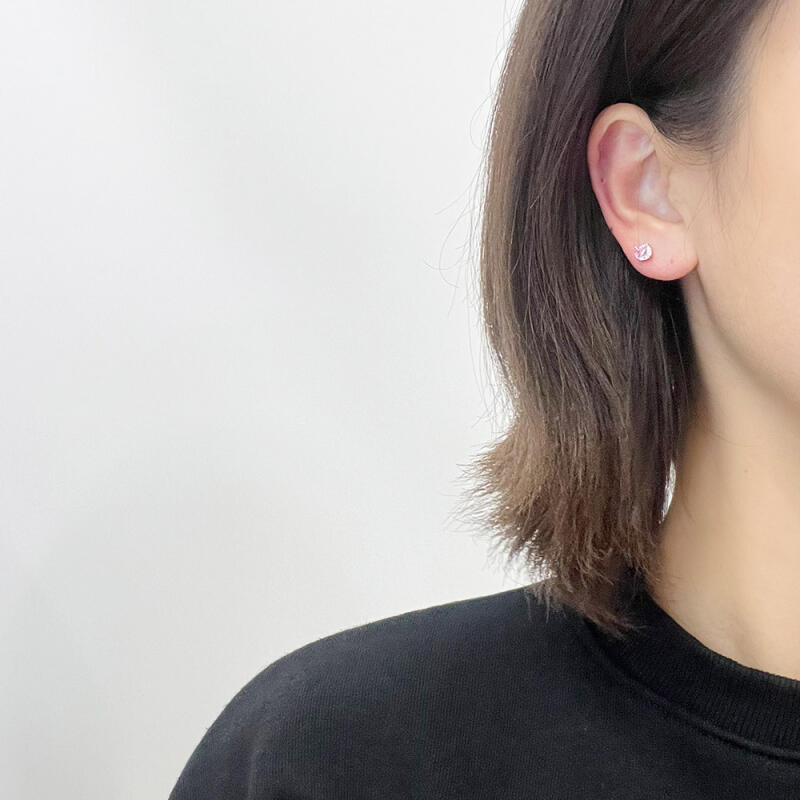 Crescent Cubic Surgical Piercing