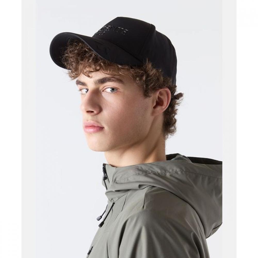 

Жесткая кепка Descente 5 Panel, черная BLK0BLACK/F