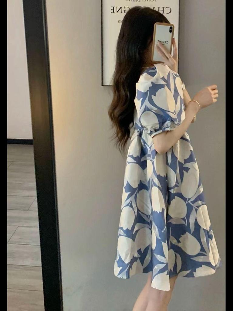 New Summer Fashion: High-End Mid-Length Maternity Dresses with Printed Puff Sleeves