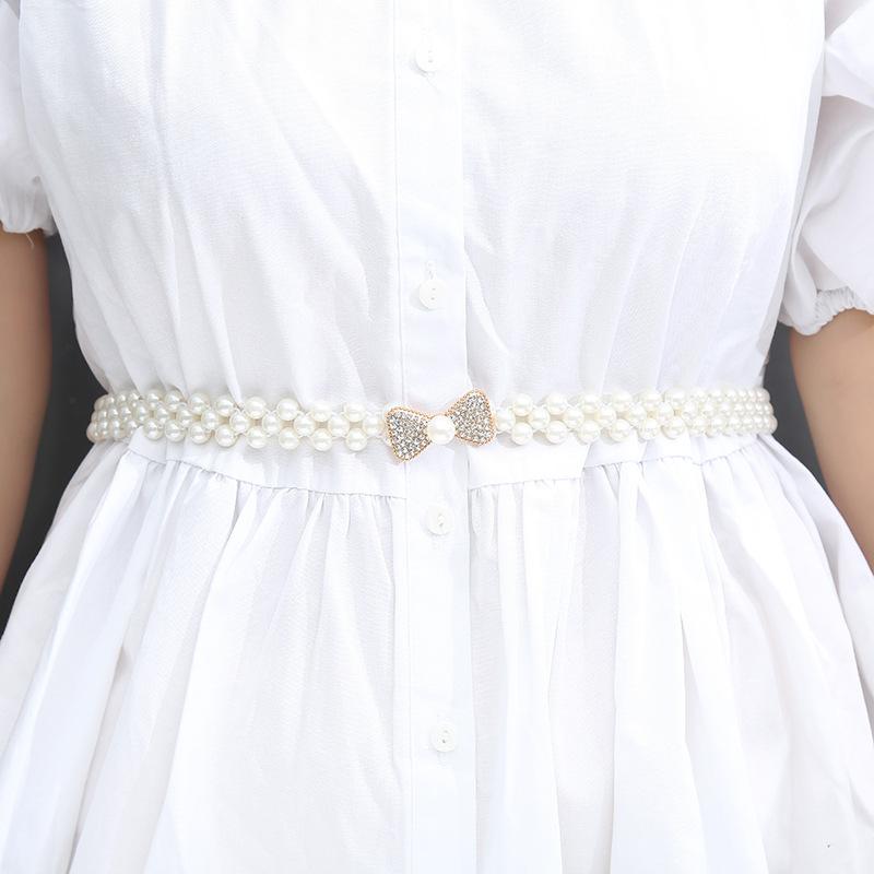 A New Fashion Japanese Women's Pearl Waist Chain Dress with An Elastic Waist Belt and A Large Elastic Pearl Waist Chain for Women