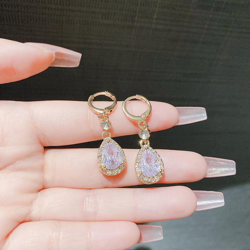 2024 Versatile High-End Zirconia Crystal Water Drop Earrings золотой