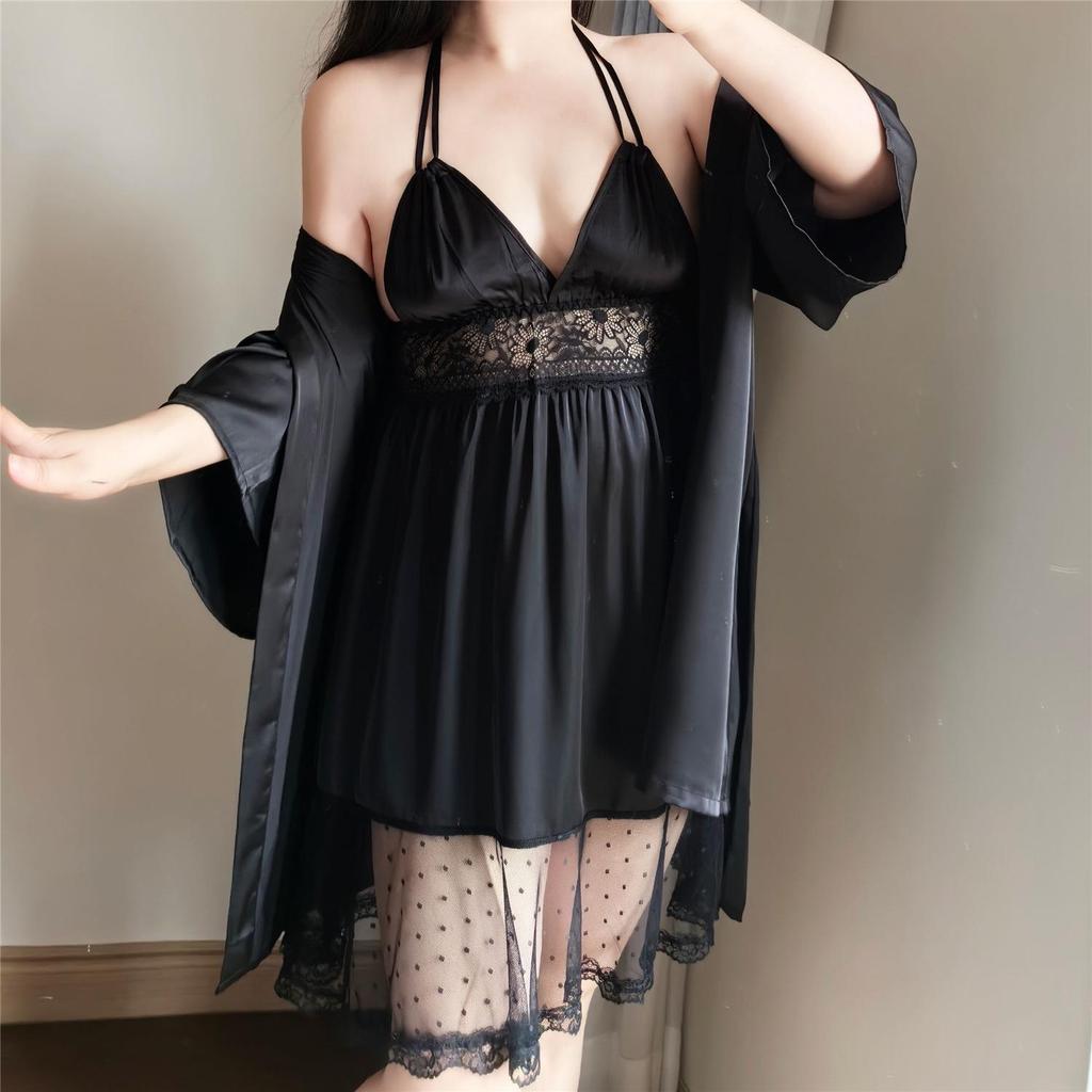 Übergröße rückenfreies Neckholder-Spitzen-Nachthemd aus Eisseide mit Brustpolstern (2-300 lbs), mit einem sexy Camisole und einem zweiteiligen Pyjama-Set.