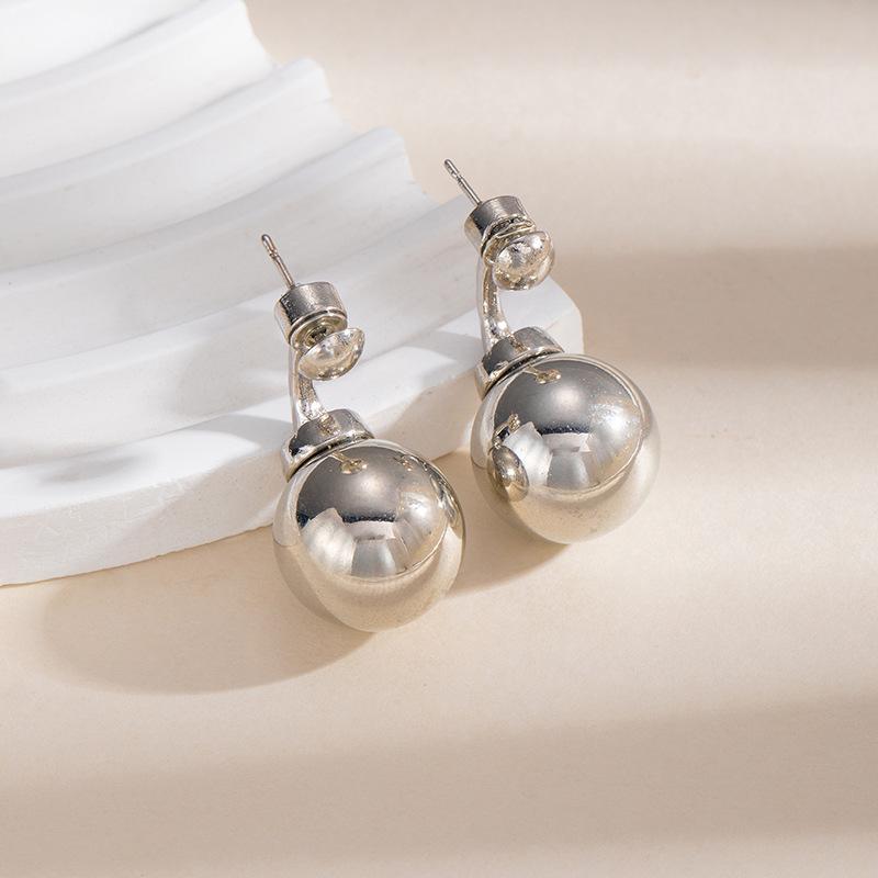 Vintage Round Ball Stud Earrings - Unique Light Luxury Design