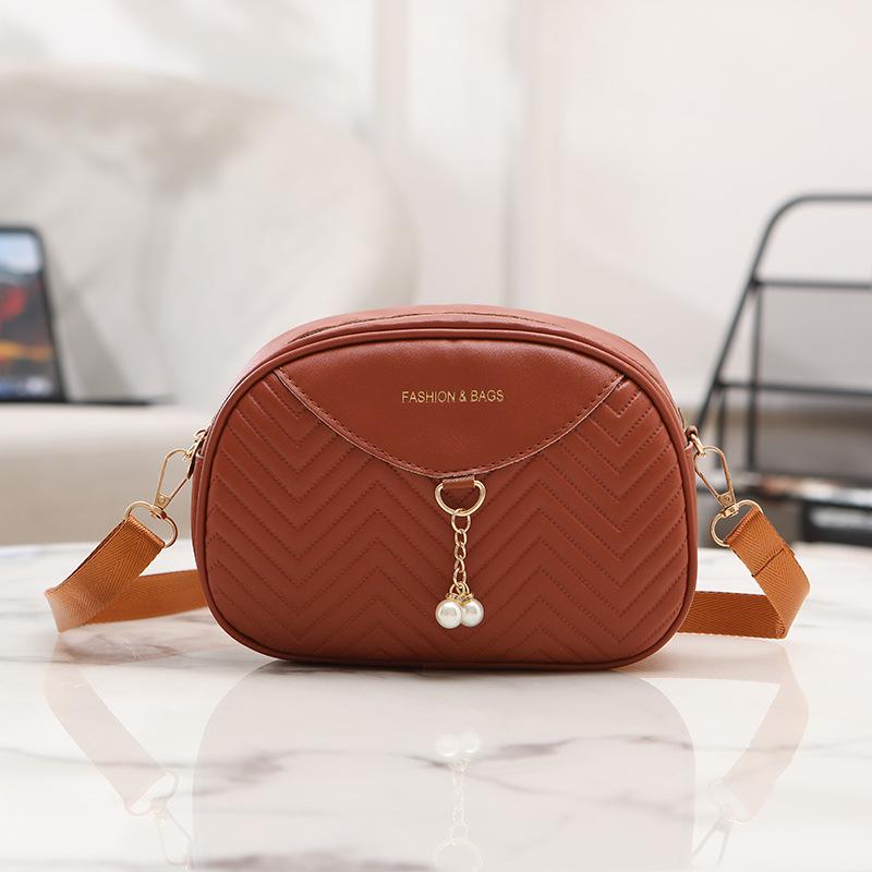 Fashion women's bag new wavy embroidery thread fashion shell bag pearl shoulder messenger bag one piece