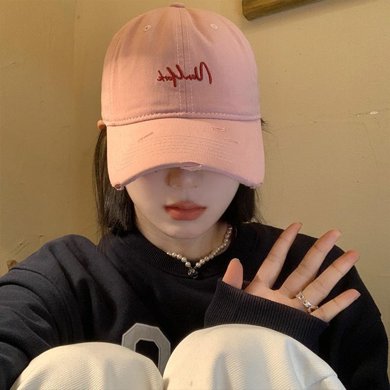 New Korean Version of Letter Embroidered Baseball Cap for Women In Summer Casual and Versatile Sun Protection and Sun Protection To Show Their Faces.