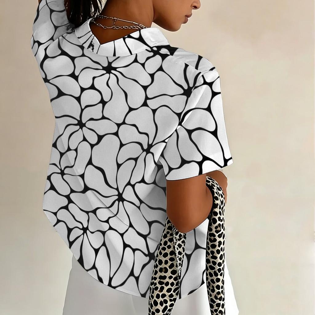 Summer plus-size women's printed shirts that flatter the figure and are suitable for chubby girls, perfect for commuting.