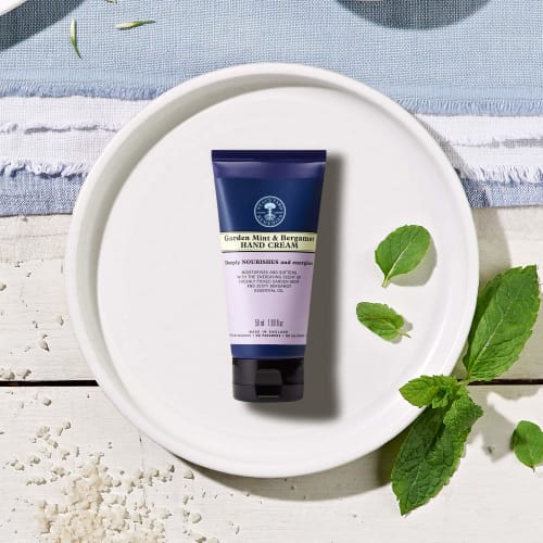 NEAL'S YARD REMEDIES Garden Mint & Bergamot Hand Cream 50ml (x 1)