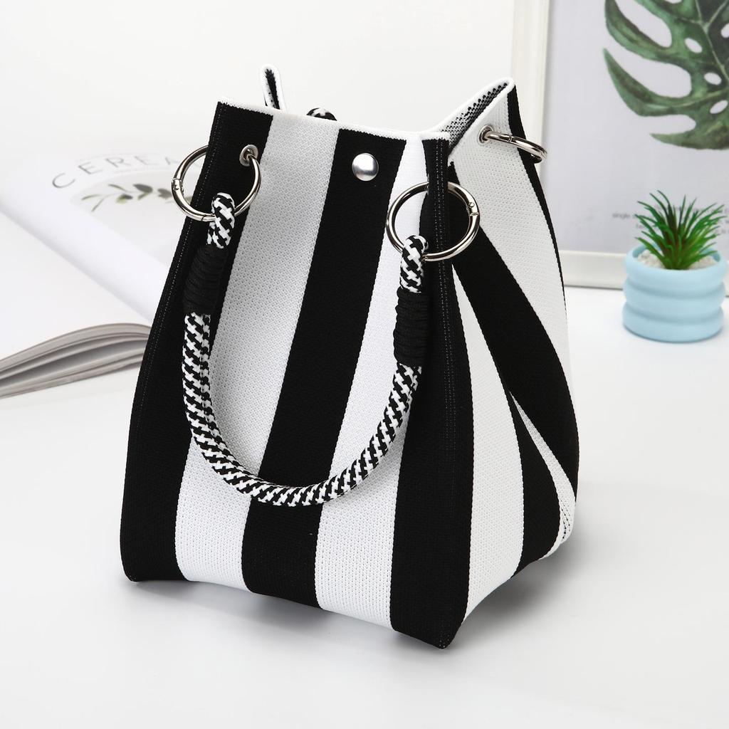 Stylish Women's Knitted Bucket Handbag – Casual, Versatile & Portable