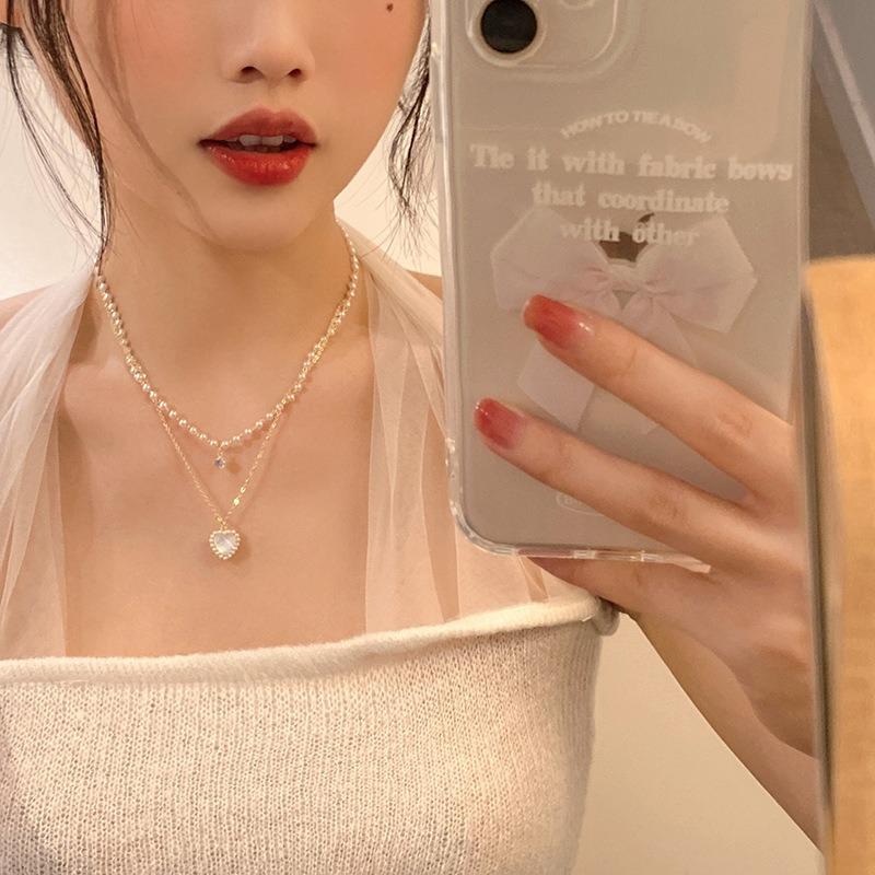 Pearl Double-layer Love Necklace Women's New High-end Niche Design Sense Collarbone Chain Simple Versatile Neck Chain