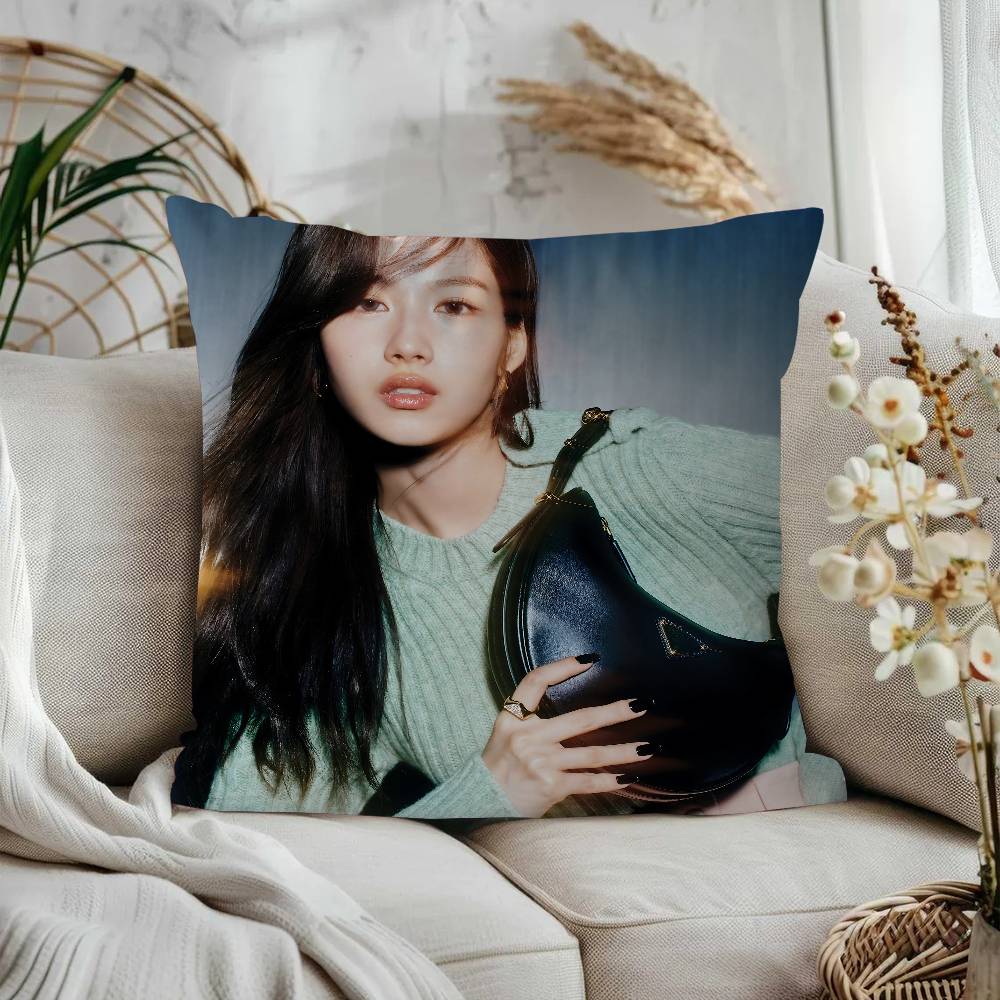 S-Sana TwiceS Pillow Covers Cartoon Sofa Decorative Home Double-sided Printing Short Plush Cute Cushion Cover