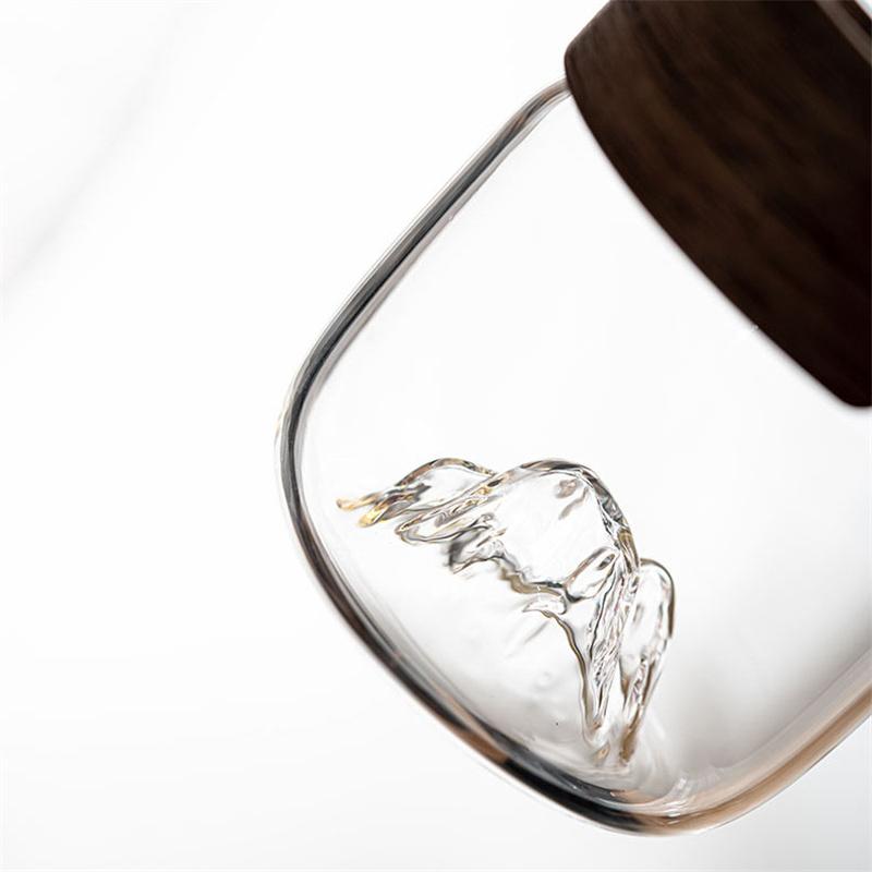 Heat resistant Bottom Mountain View Glass Fair Cup With Scald Proof Holder Tea Dispenser Chahai Kung Fu Tea Set Accessories