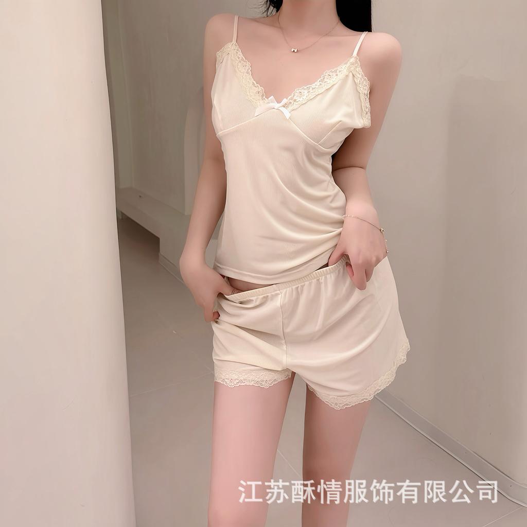 Crispy pajamas women's spring and summer girls' pure desire suspender shorts lace flower sexy pink loungewear set