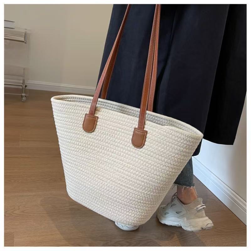New One Shoulder Cotton Rope Straw Woven Bag Versatile Handmade Woven Bag Women's Large Capacity Tote Bag Beach Vacation Bag