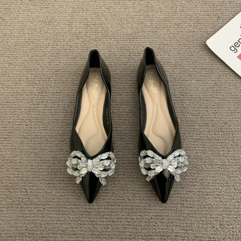 Fashion Flat Shoes for Women 2025 Spring and Autumn Diamond Butterfly New Pointed Shallow Mouth Plus Size Women's Shoes Ladies