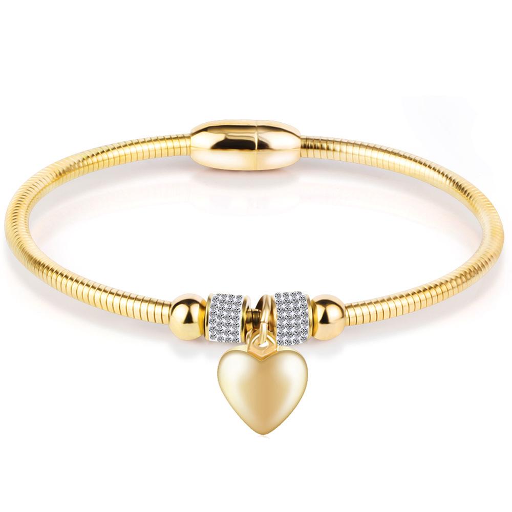 Europäisches herzförmiges Edelstahl-Armband mit Strasssteinen und gravierbarem Magnetverschluss für Damen