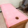 100 Disposable Non-Woven Waterproof & Oil-Proof Massage Bed Sheets with Hole - Thickened for Beauty Salons