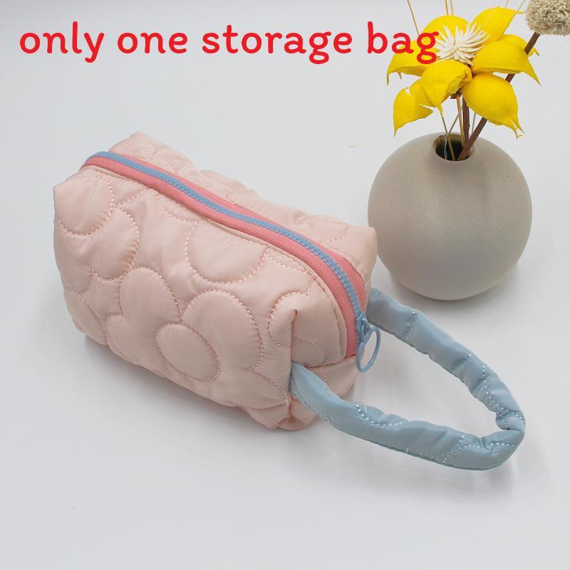 Large Capacity Makeup Bag With Breathable Polyester For Womens Daily Use